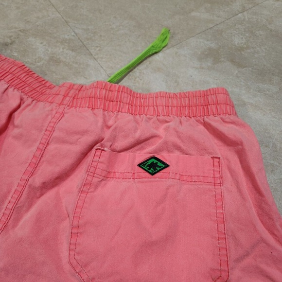 VTG 80s Gotcha Mens 32 Neon Pink Shorts Retro Baggy Graphic Drawstring Spellout - Picture 11 of 13
